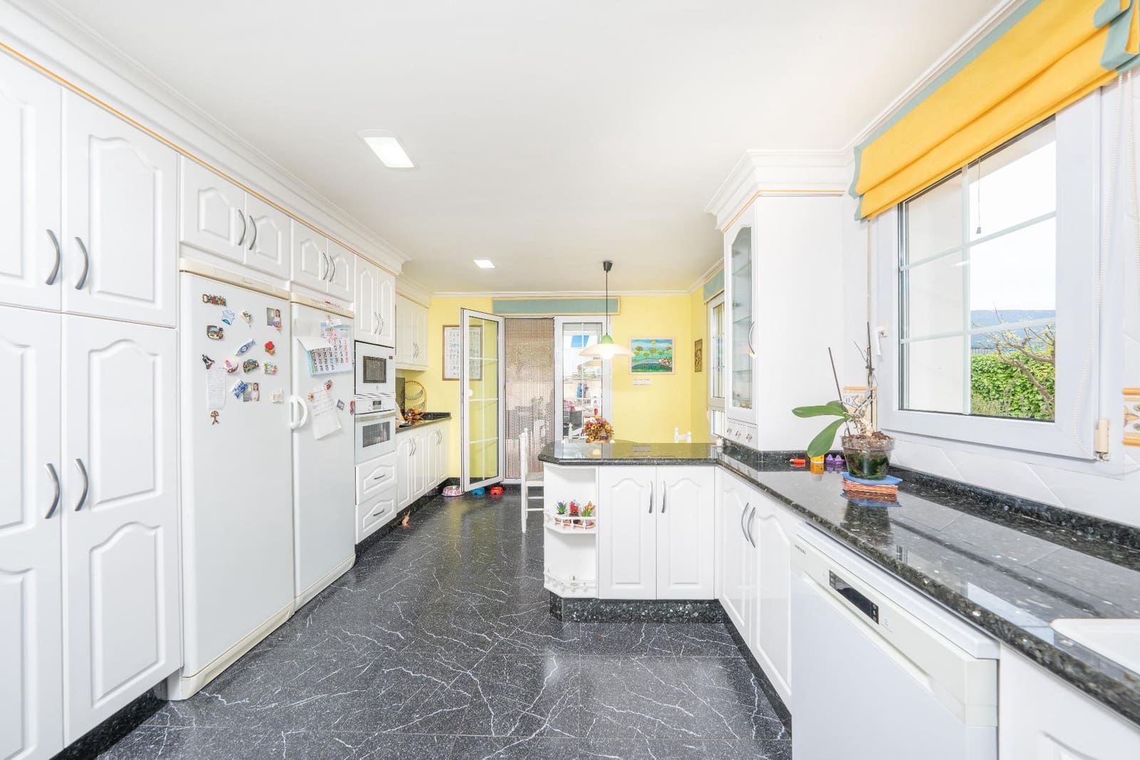 5 bedroom Villa for sale in Alcoy / Alcoi with pool garage - € 489,000 (Ref: 9822859)