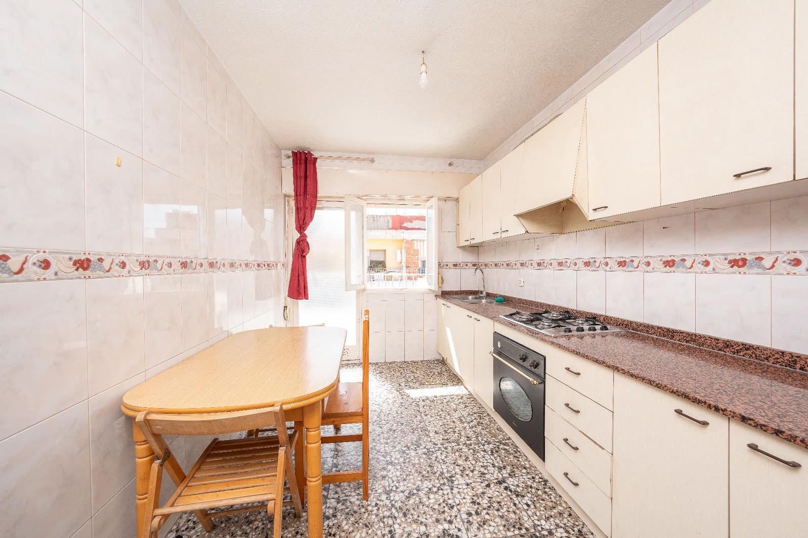 4 bedroom Flat for sale in Monforte del Cid - € 69,000 (Ref: 9822860)