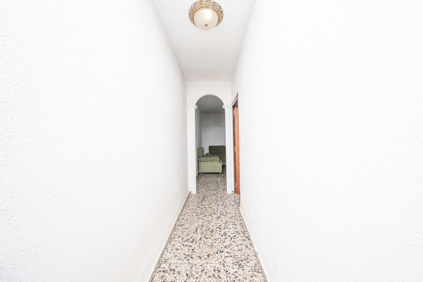 4 bedroom Flat for sale in Monforte del Cid - € 69,000 (Ref: 9822860)