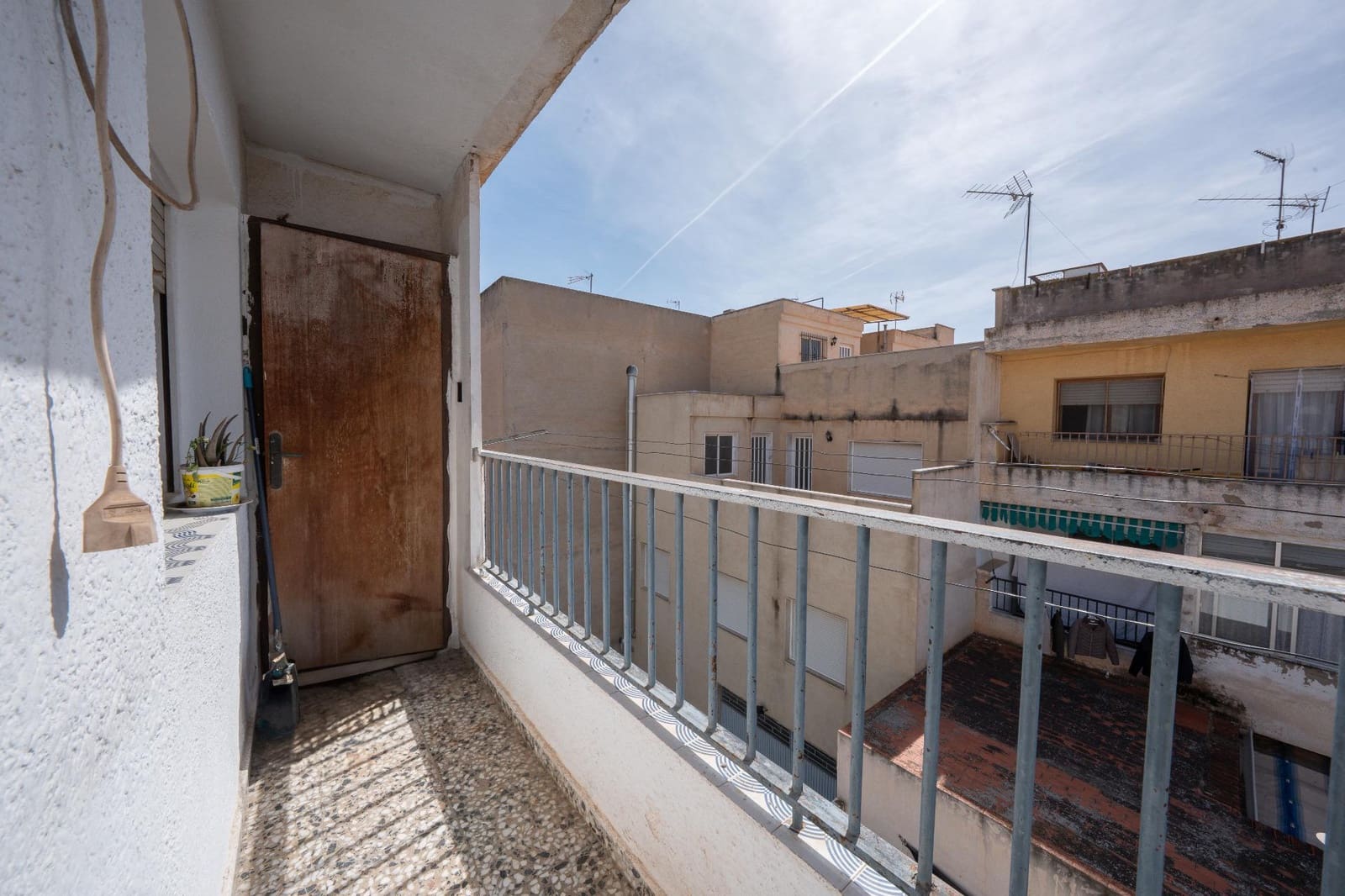 4 bedroom Flat for sale in Monforte del Cid - € 69,000 (Ref: 9822860)