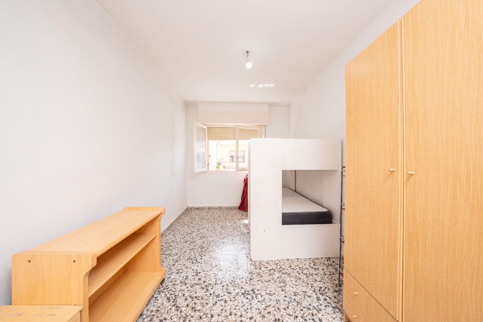 4 bedroom Flat for sale in Monforte del Cid - € 69,000 (Ref: 9822860)