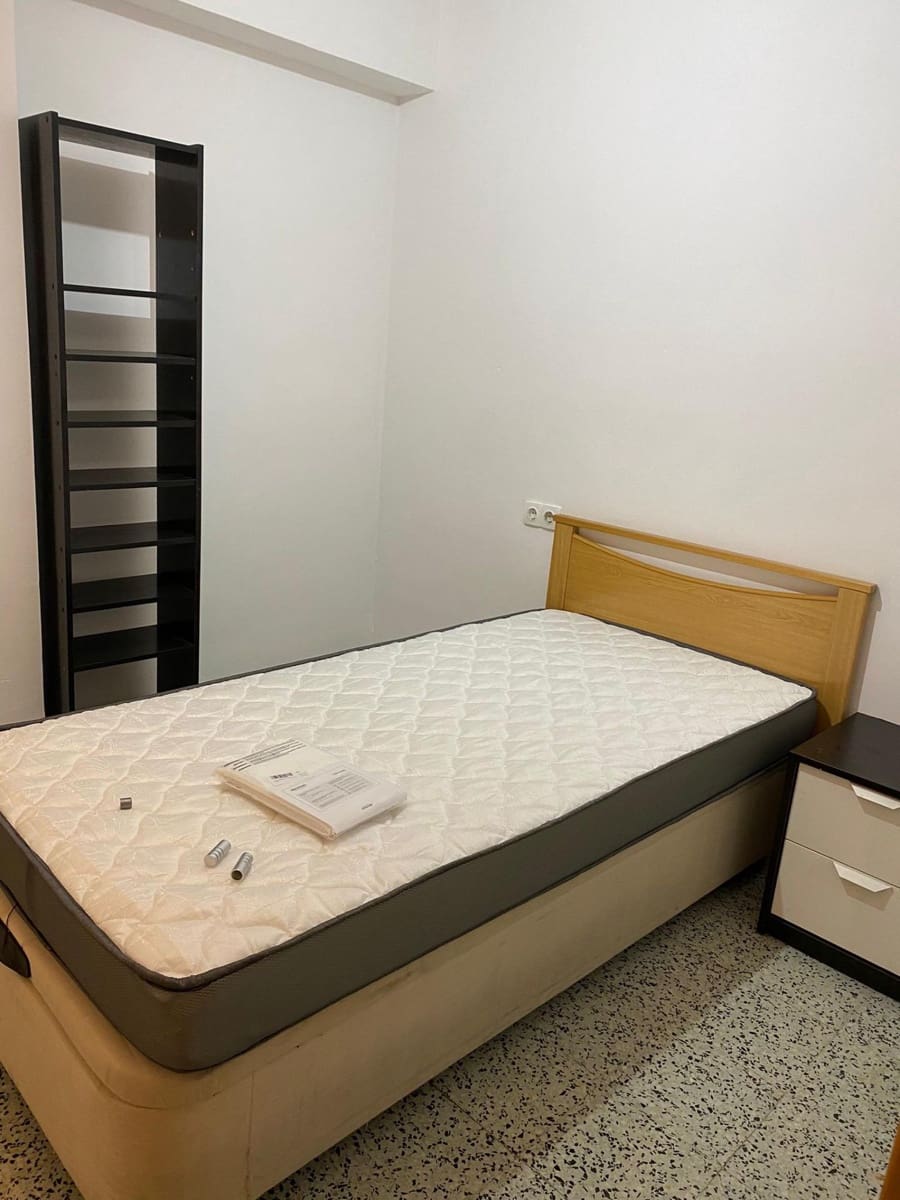 4 quarto Apartamento para venda em Alicante cidade - 165 000 € (Ref: 9829044)