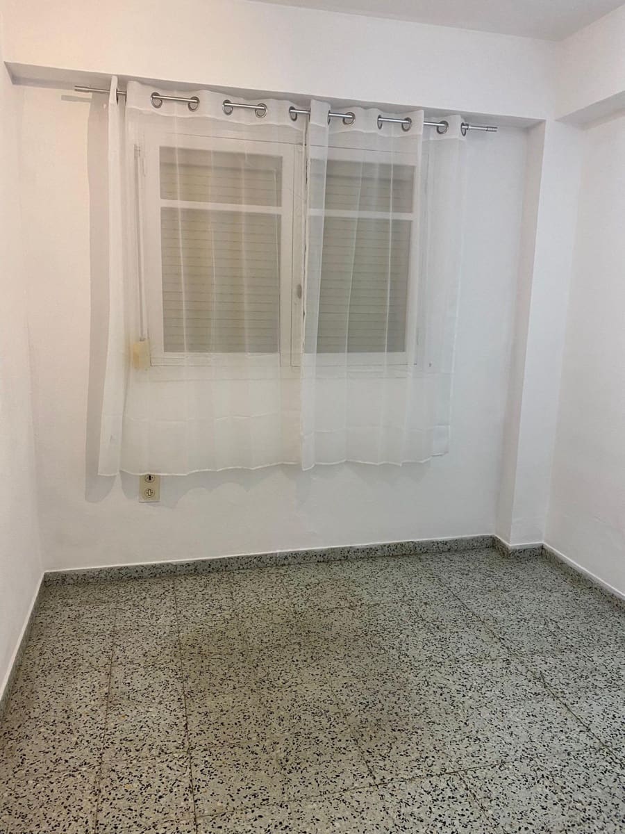 4 quarto Apartamento para venda em Alicante cidade - 165 000 € (Ref: 9829044)