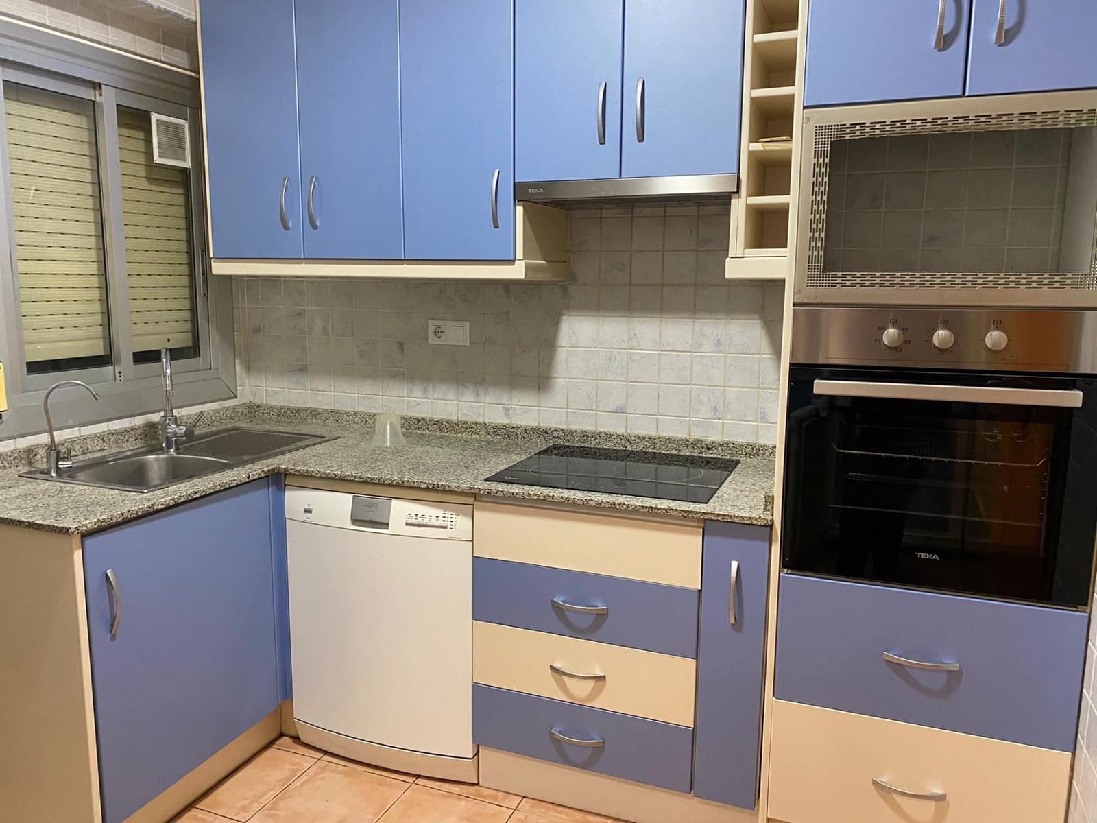 4 quarto Apartamento para venda em Alicante cidade - 165 000 € (Ref: 9829044)