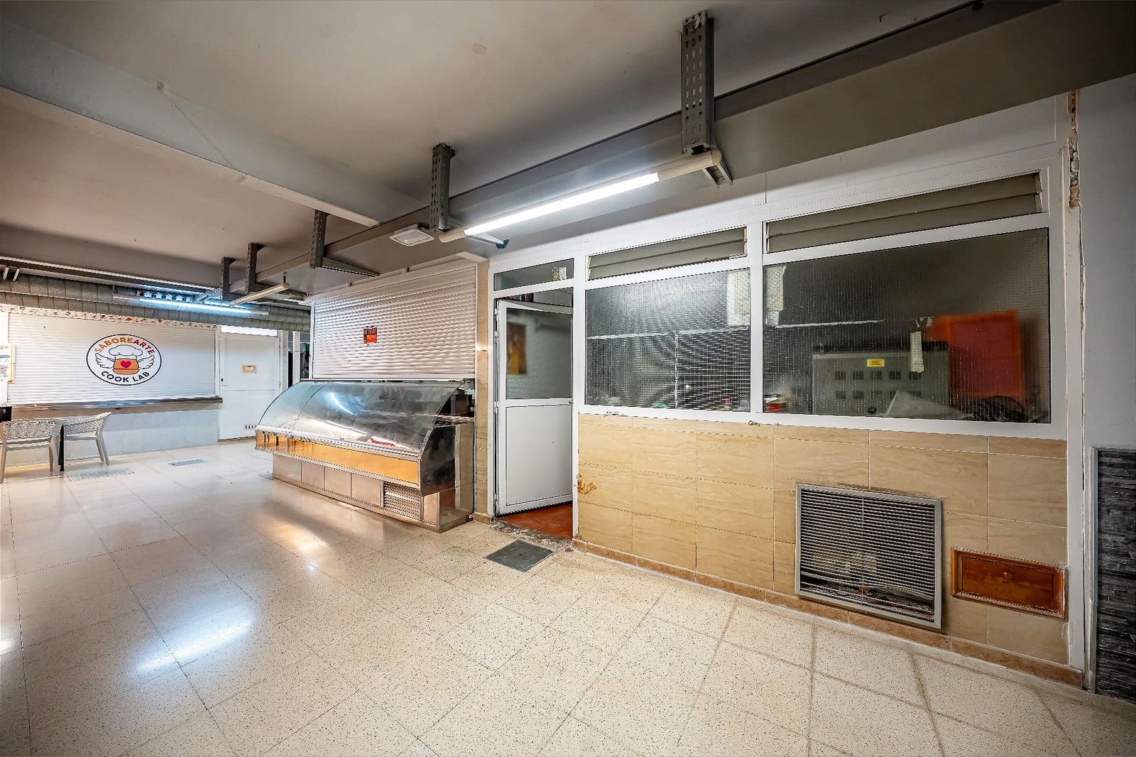 Commerciale in vendita in Alicante citta - 29.000 € (Rif: 9829045)