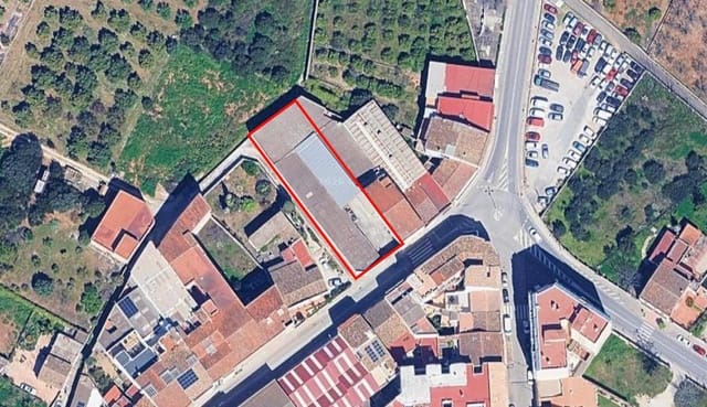 Comercial para venda em Pedreguer com garagem - 649 000 € (Ref: 9829046)