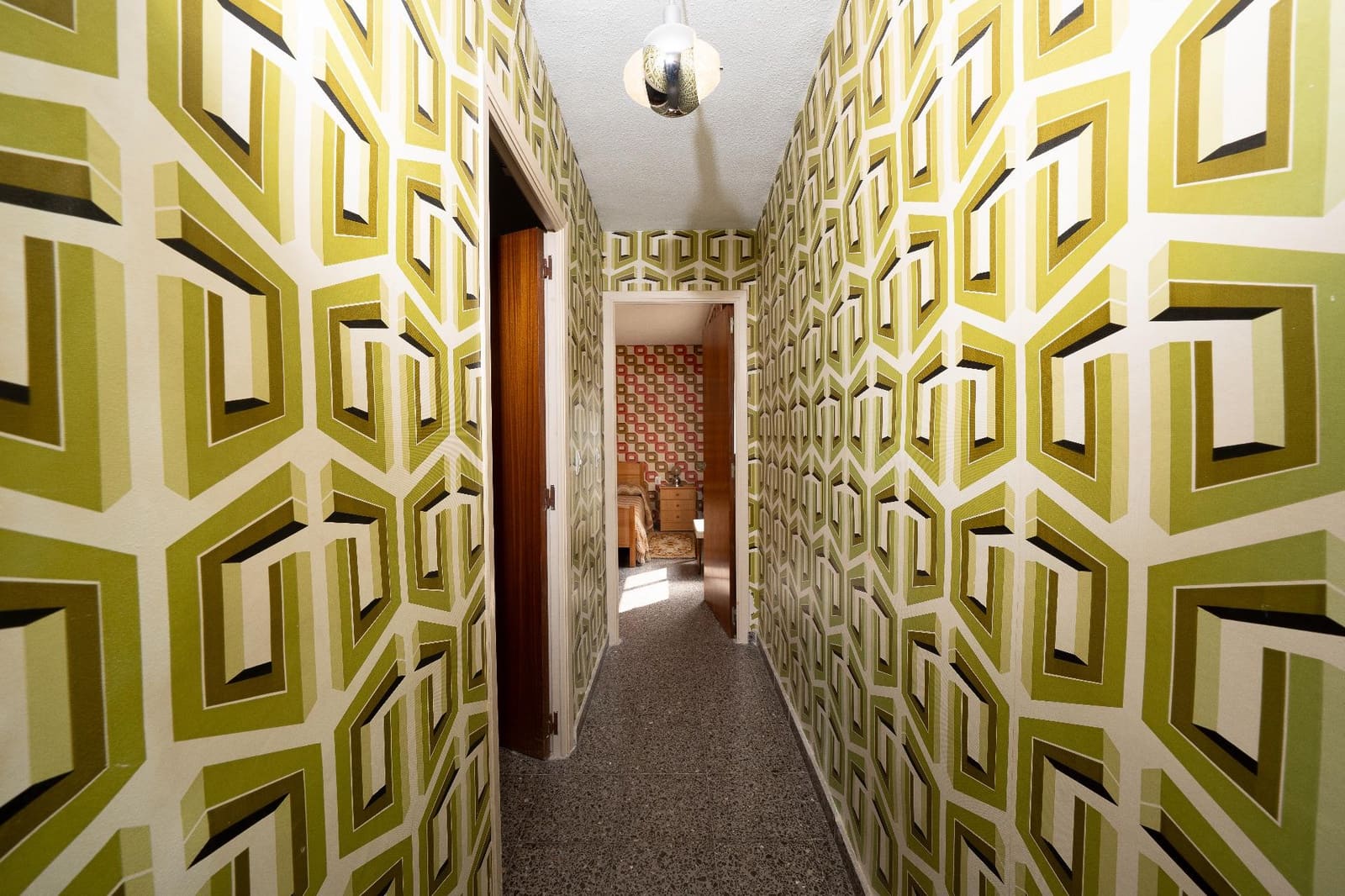 Piso de 4 habitaciones en Jijona / Xixona en venta - 130.000 € (Ref: 9833613)