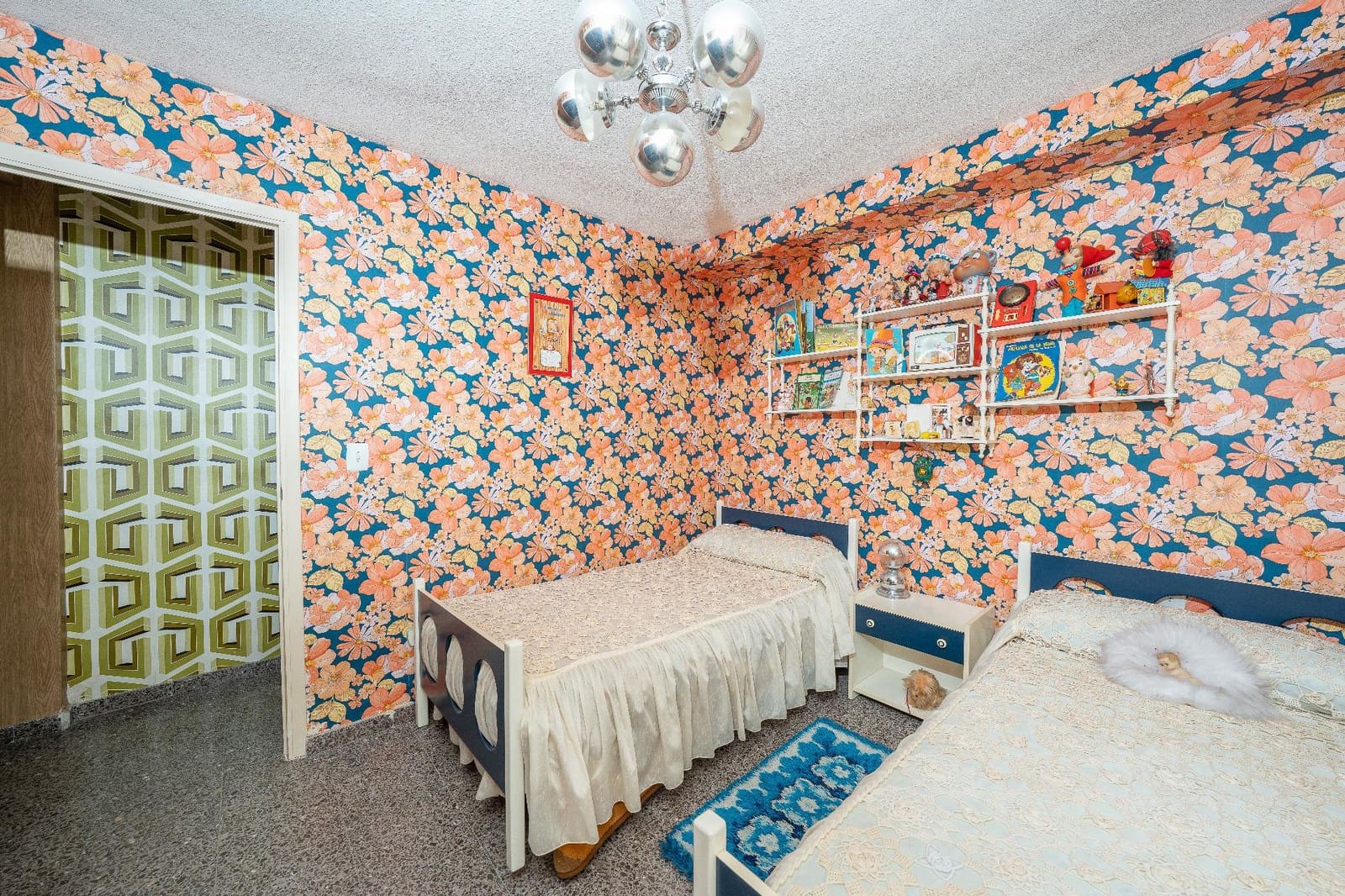Piso de 4 habitaciones en Jijona / Xixona en venta - 130.000 € (Ref: 9833613)