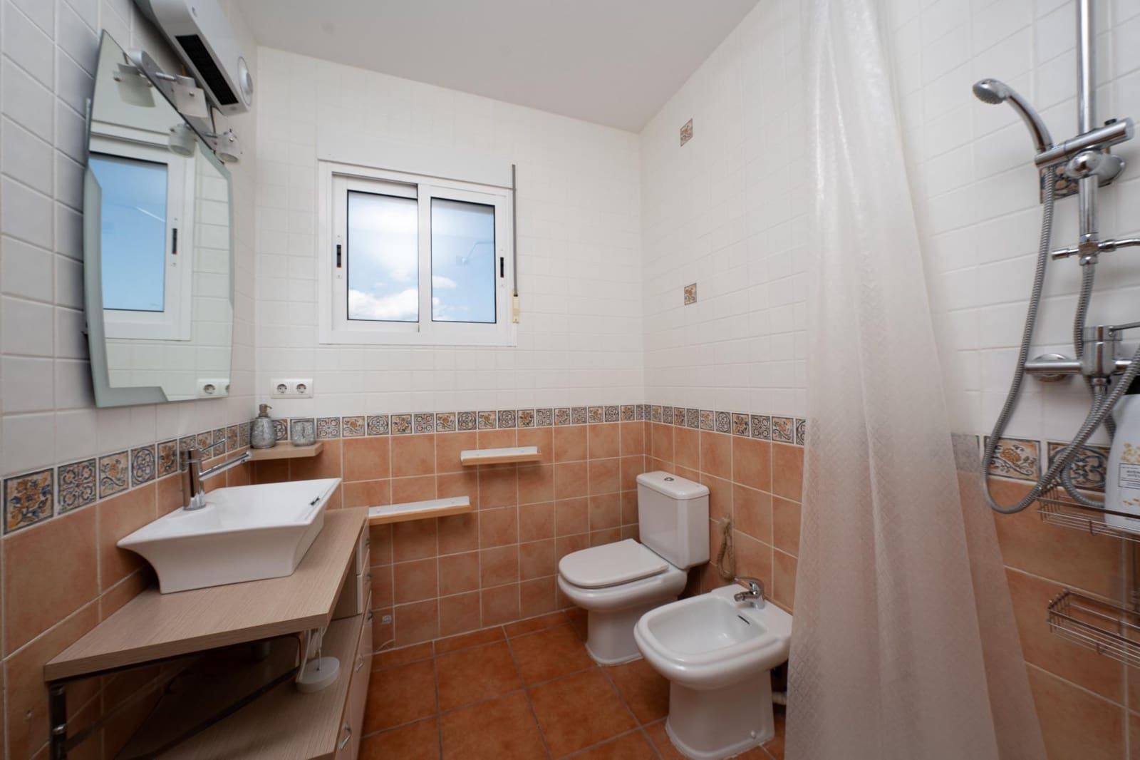 2 bedroom Terraced Villa for sale in Ador with pool garage - € 190,000 (Ref: 9839207)
