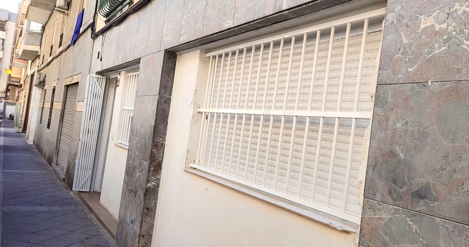 1 slaapkamer Commercieel te koop in Elche / Elx - € 75.000 (Ref: 9843352)