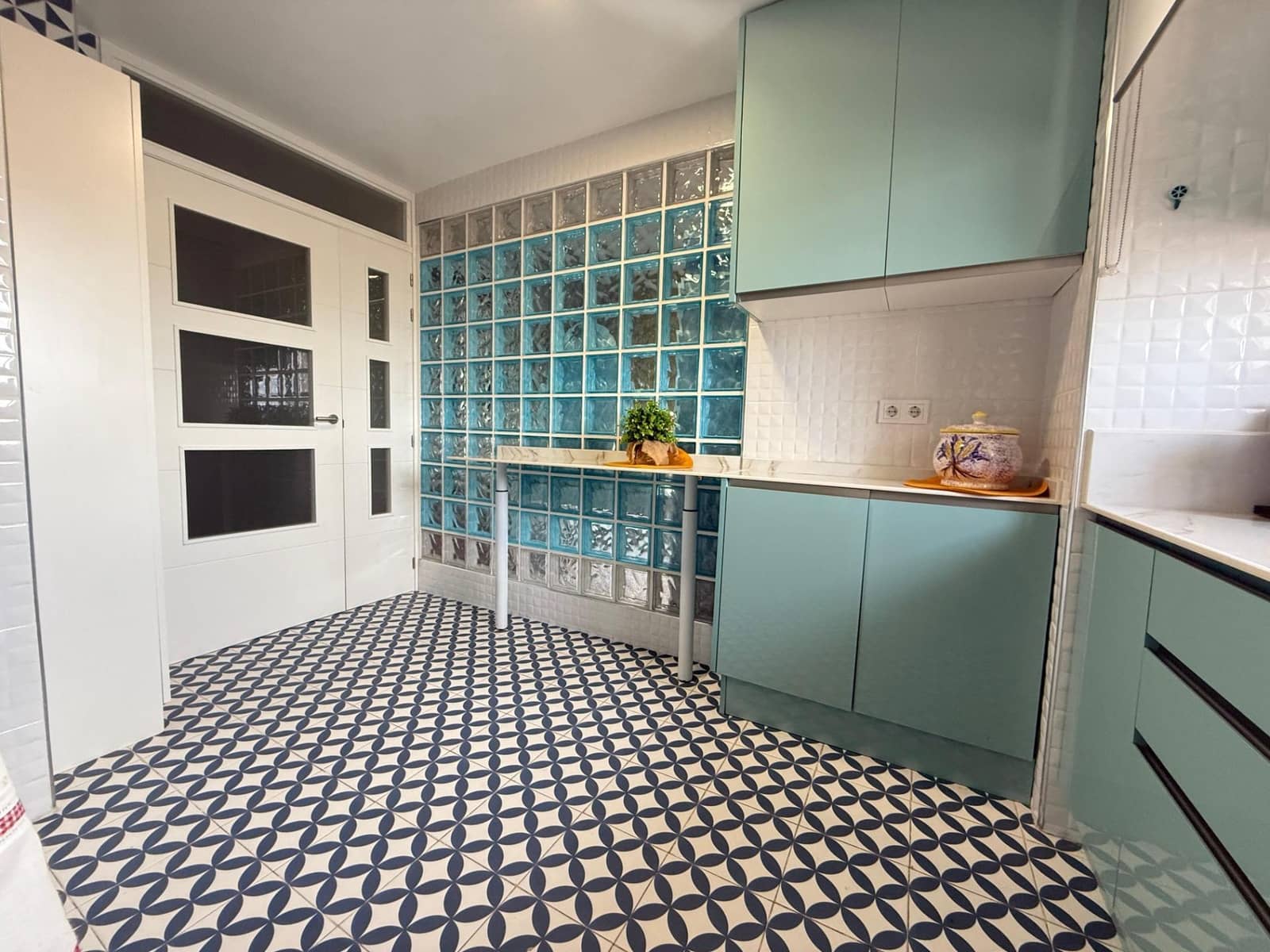 3 soveværelse Lejlighed til salg i Alicante by - € 430.000 (Ref: 9846184)