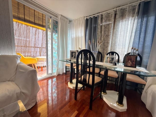 3 soveværelse Lejlighed til salg i Carolinas Bajas, Alicante by - € 430.000 (Ref: 9846184)