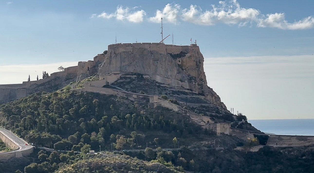 3 soveværelse Lejlighed til salg i Alicante by - € 430.000 (Ref: 9846184)