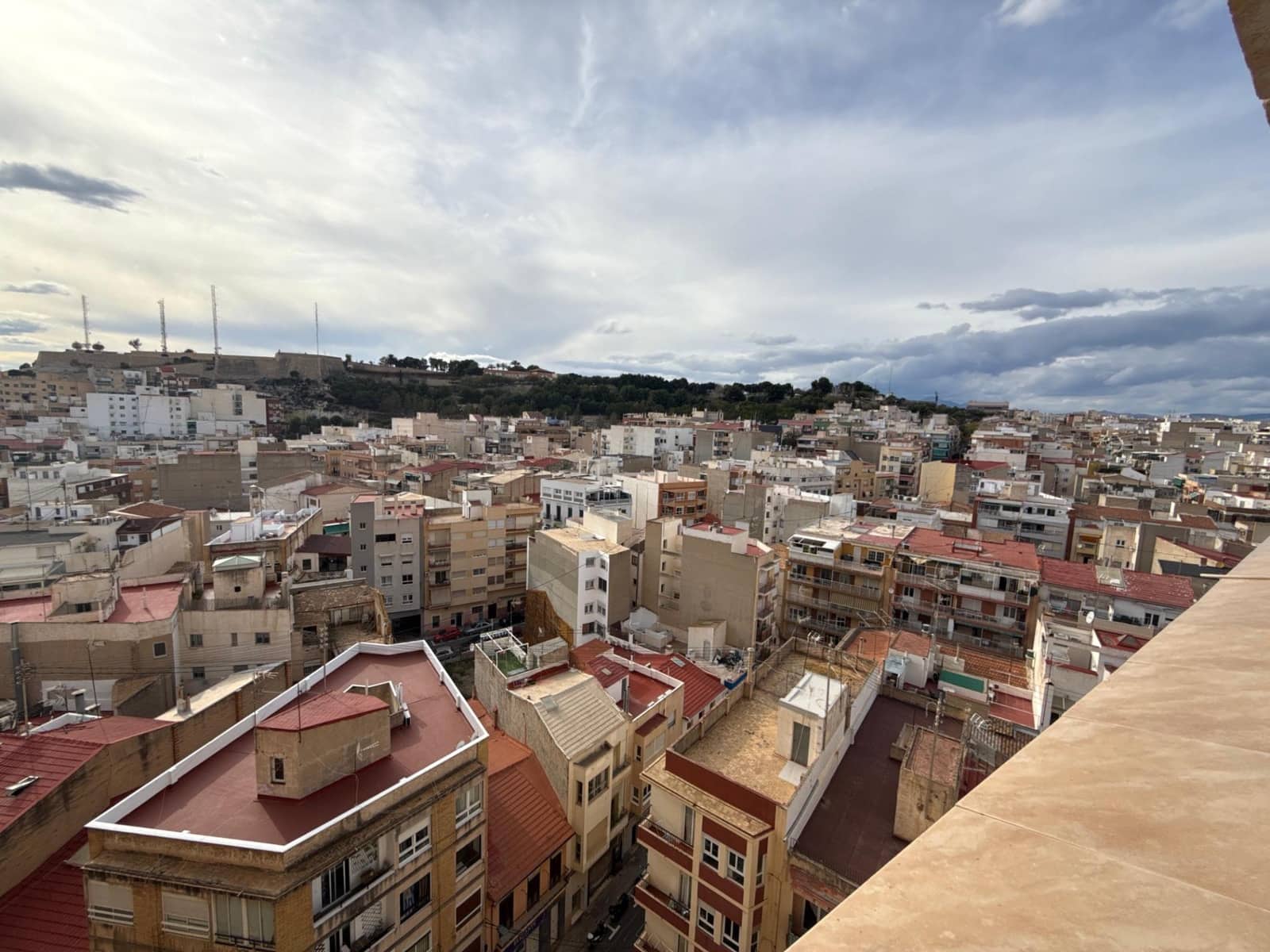 3 soveværelse Lejlighed til salg i Alicante by - € 430.000 (Ref: 9846184)