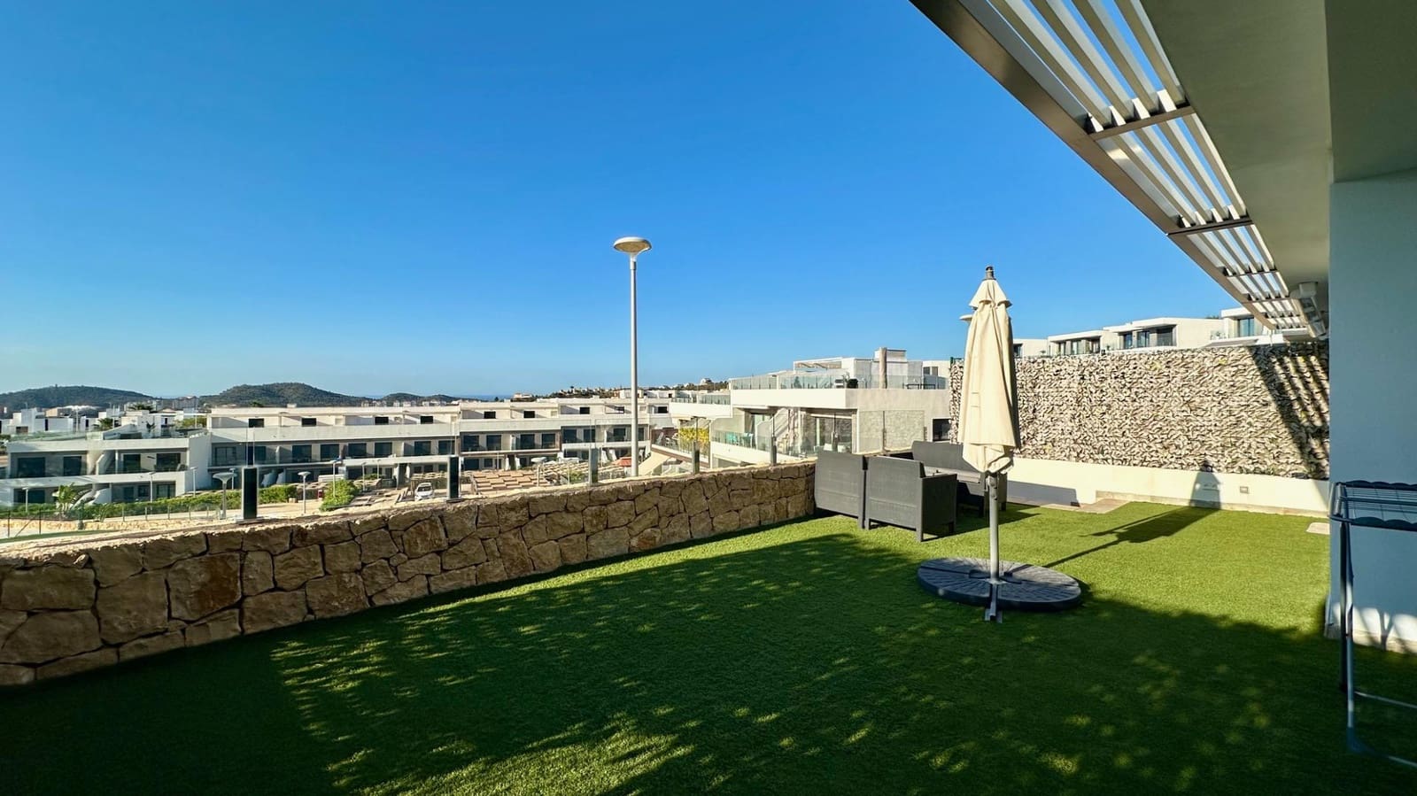 Appartement de 2 chambres à louer à Finestrat avec piscine garage - 1 790 € (Ref: 9846185)