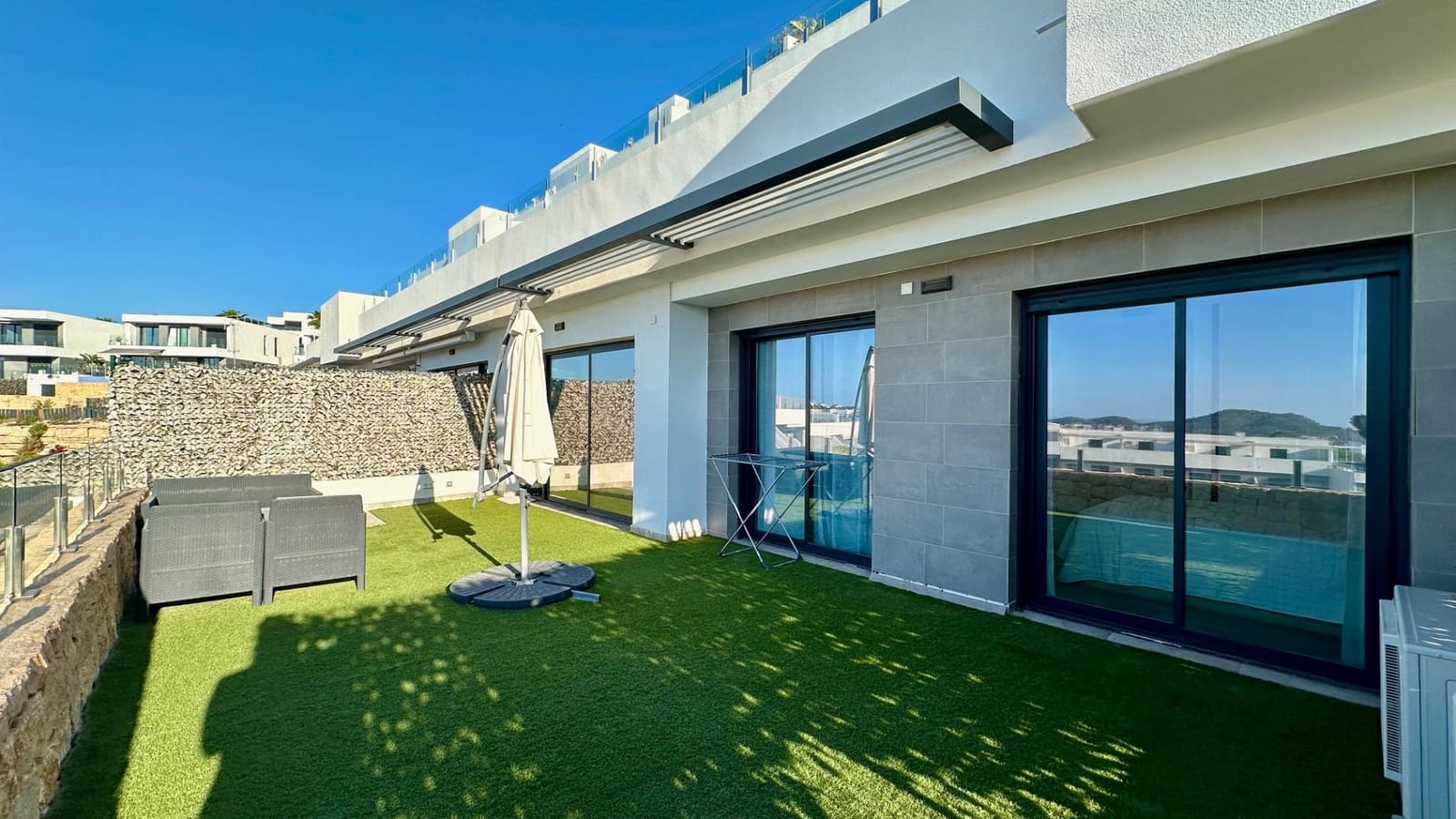 Appartement de 2 chambres à louer à Finestrat avec piscine garage - 1 790 € (Ref: 9846185)