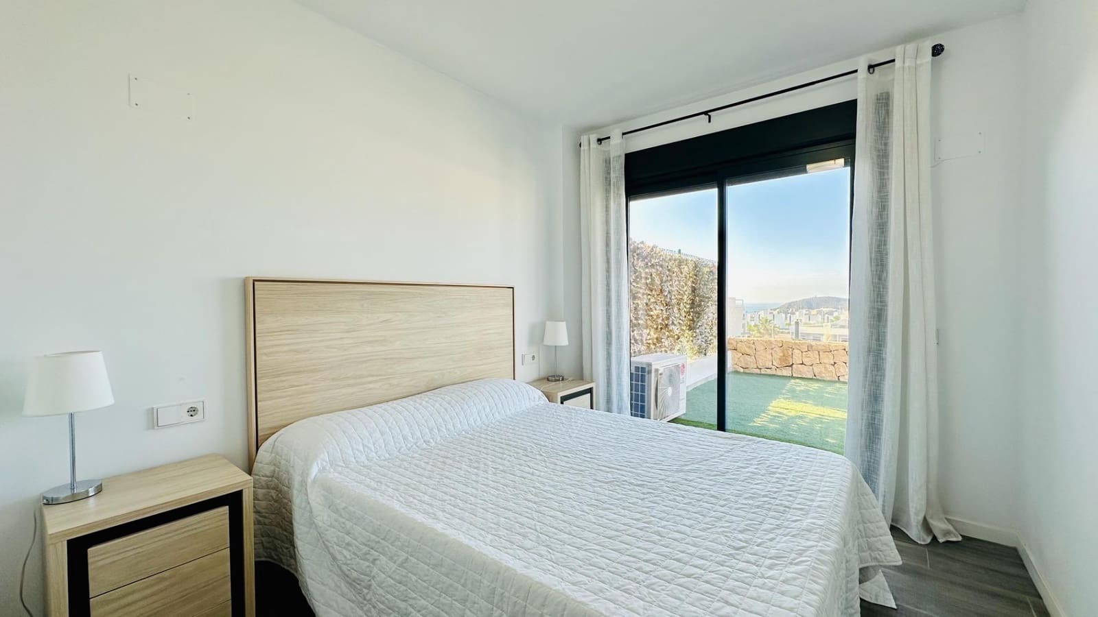 Appartement de 2 chambres à louer à Finestrat avec piscine garage - 1 790 € (Ref: 9846185)