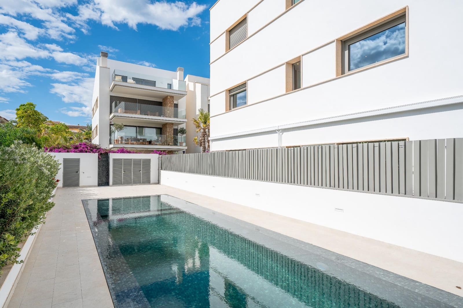 3 bedroom Apartment for rent in Arenal with pool garage - € 1,750 (Ref: 9849304)