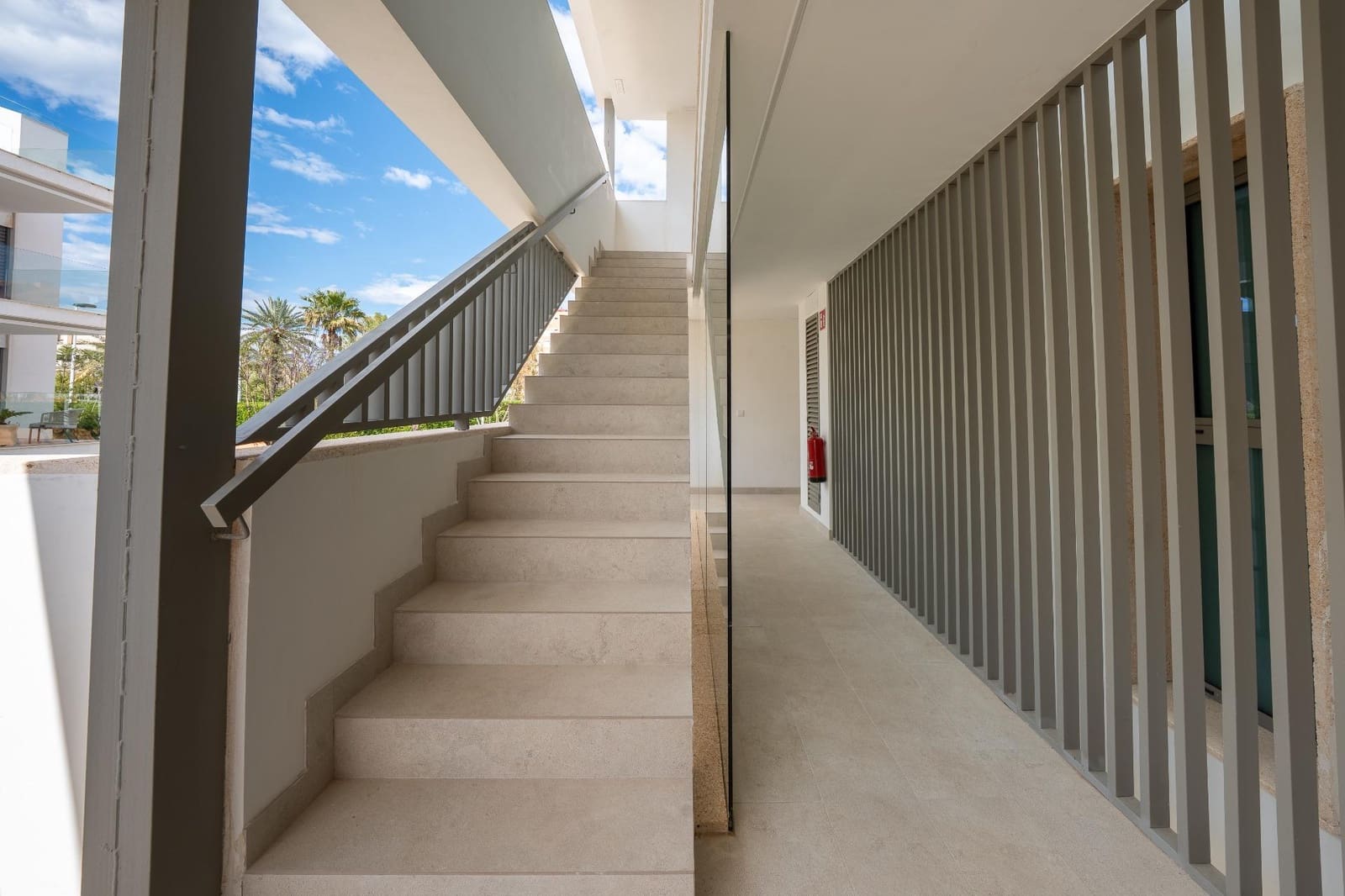 3 bedroom Apartment for rent in Arenal with pool garage - € 1,750 (Ref: 9849304)