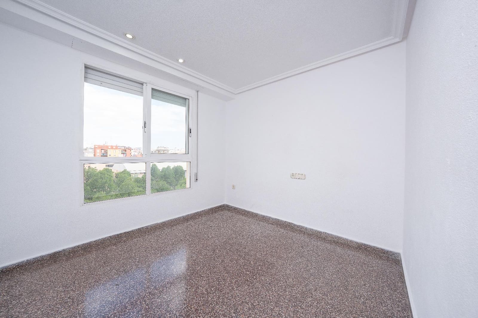 3 soveværelse Lejlighed til salg i Elche / Elx - € 200.000 (Ref: 9851700)