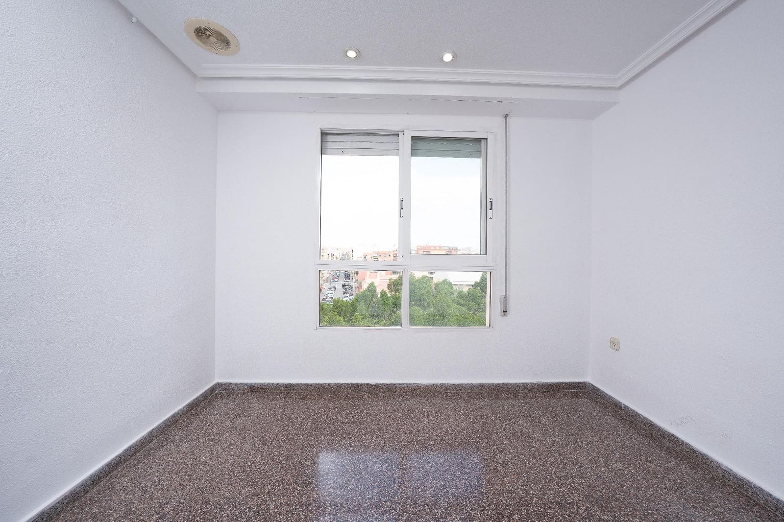 3 soveværelse Lejlighed til salg i Elche / Elx - € 200.000 (Ref: 9851700)