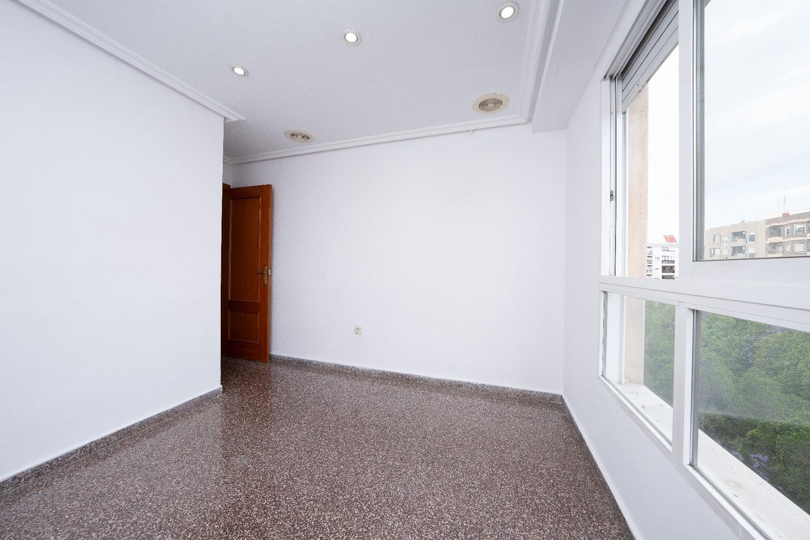 3 soveværelse Lejlighed til salg i Elche / Elx - € 200.000 (Ref: 9851700)