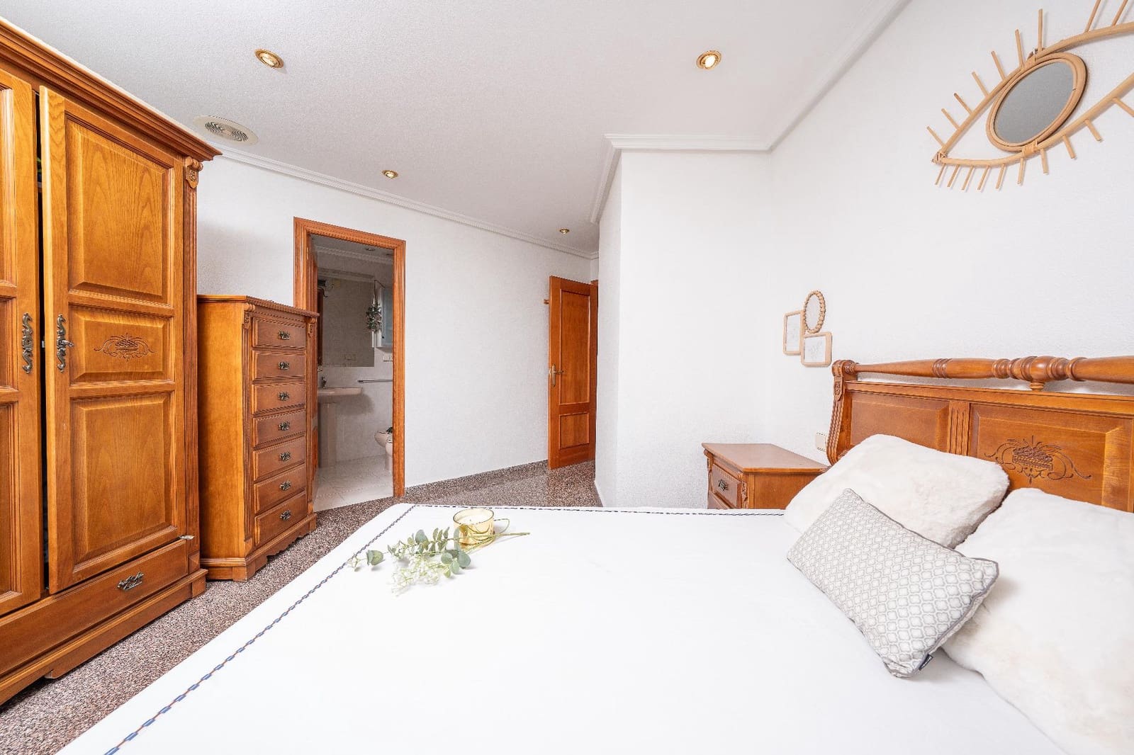 3 bedroom Flat for sale in Elche / Elx - € 200,000 (Ref: 9851700)