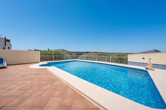 4 slaapkamer Villa te koop in Javea / Xàbia met zwembad garage - € 1.250.000 (Ref: 9855399)