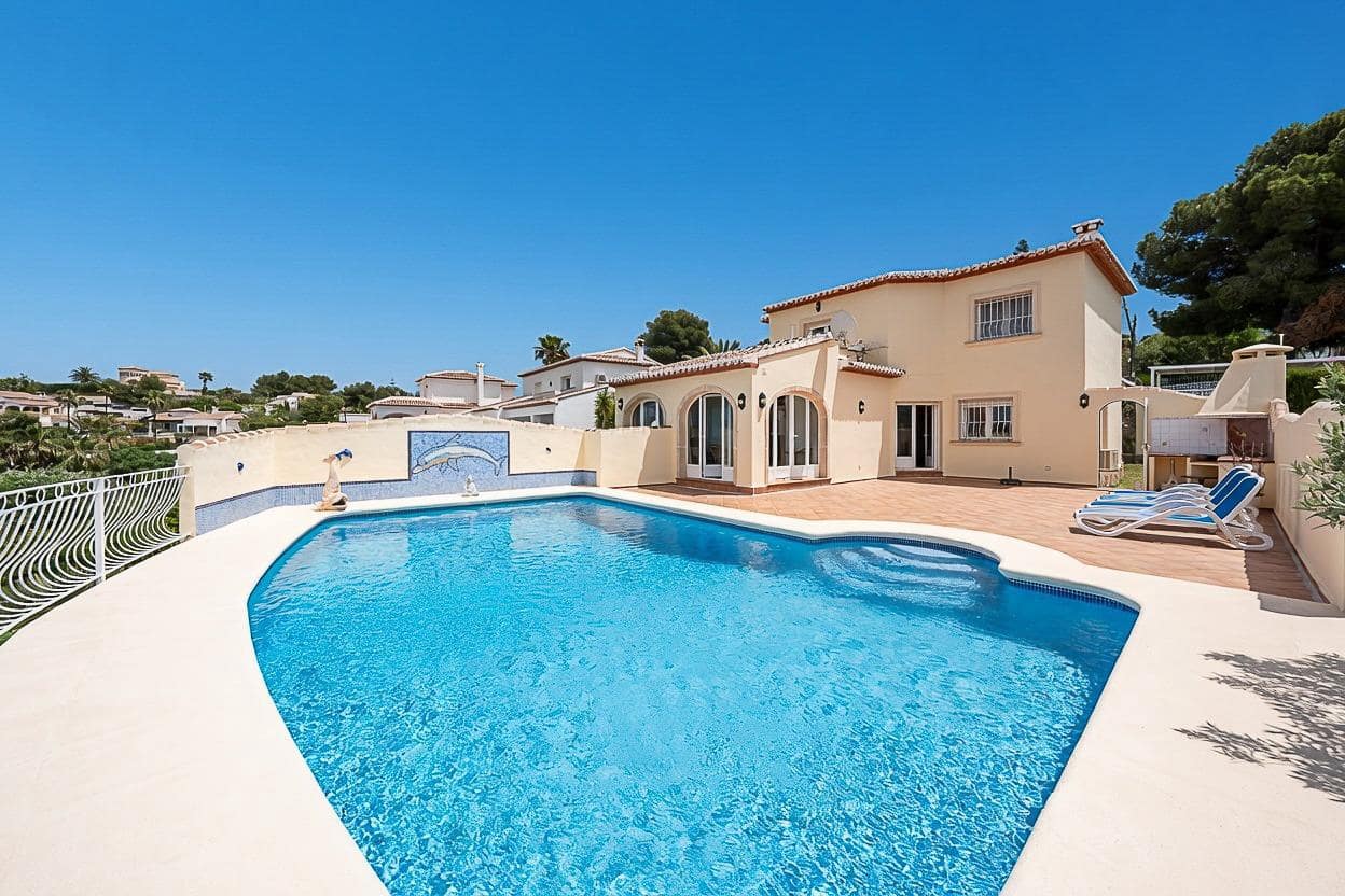 4 slaapkamer Villa te koop in Javea / Xabia met zwembad garage - € 1.250.000 (Ref: 9855399)