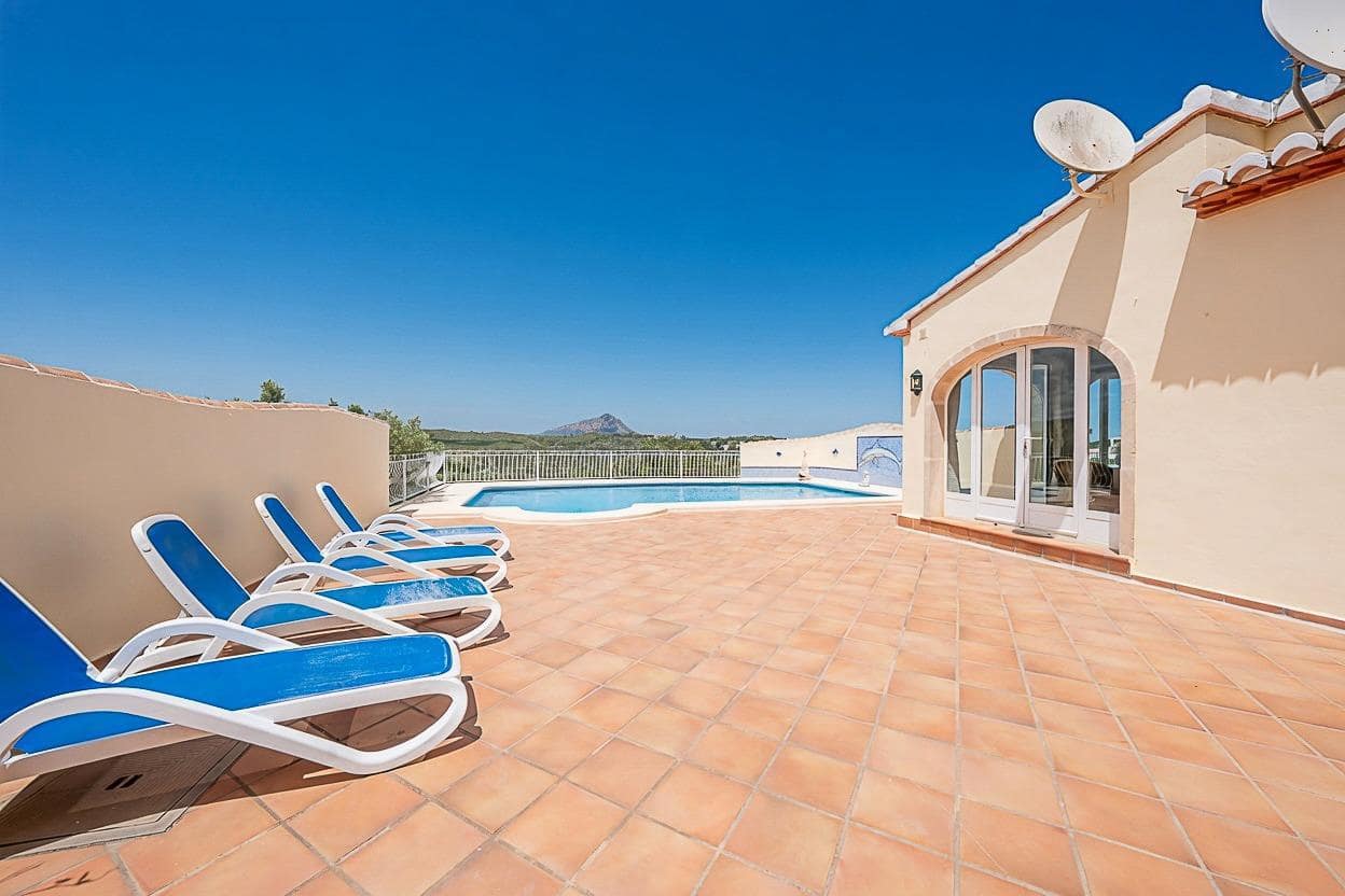4 slaapkamer Villa te koop in Javea / Xabia met zwembad garage - € 1.250.000 (Ref: 9855399)