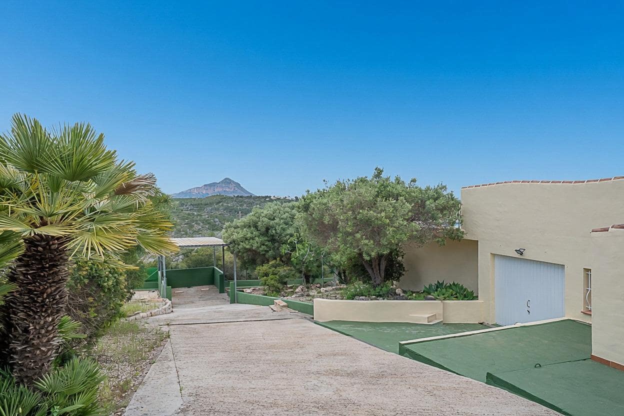 4 slaapkamer Villa te koop in Javea / Xabia met zwembad garage - € 1.250.000 (Ref: 9855399)