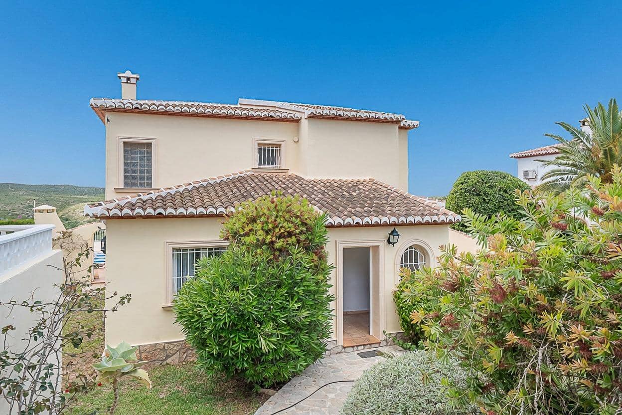 4 slaapkamer Villa te koop in Javea / Xabia met zwembad garage - € 1.250.000 (Ref: 9855399)