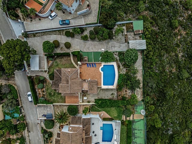 4 slaapkamer Villa te koop in Javea / Xàbia met zwembad garage - € 1.250.000 (Ref: 9855399)