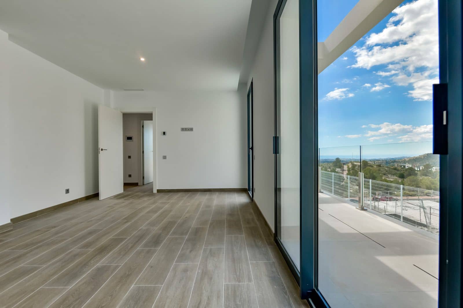 7 quarto Moradia para venda em Finestrat com piscina garagem - 1 600 000 € (Ref: 9855404)
