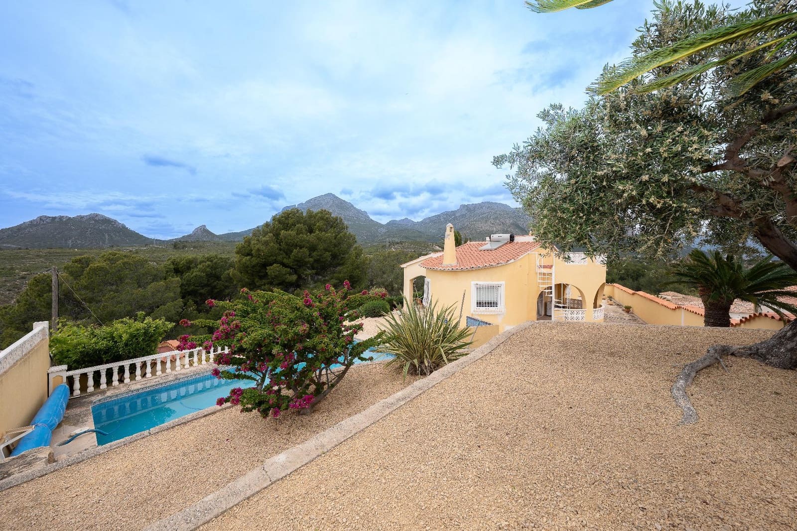 2 slaapkamer Finca/Landhuis te koop in Barranco Hondo met garage - € 290.000 (Ref: 9855408)