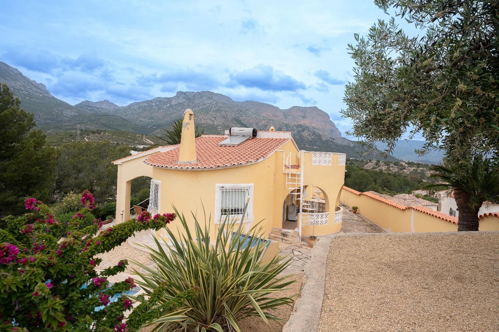 2 slaapkamer Finca/Landhuis te koop in Barranco Hondo met garage - € 290.000 (Ref: 9855408)