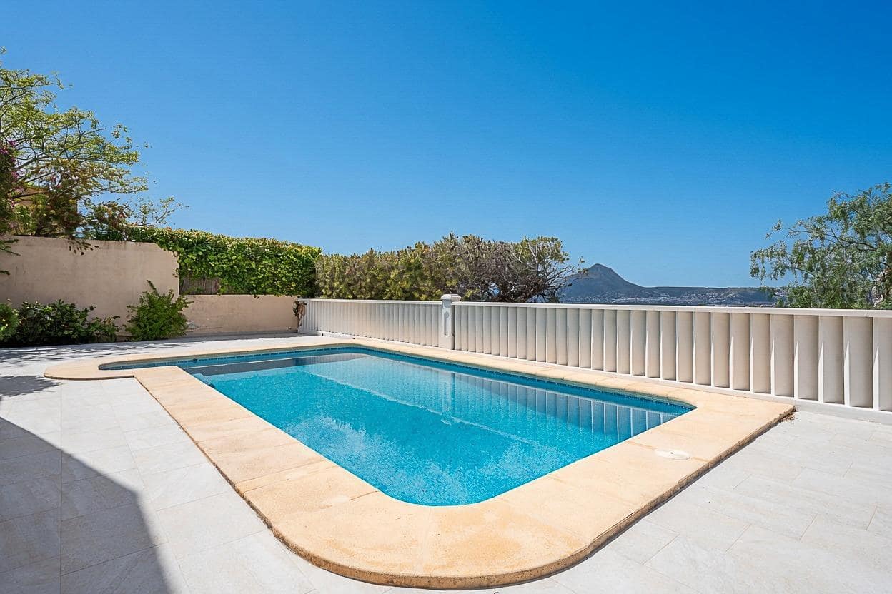 4 camera da letto Villa in vendita in Javea / Xabia con piscina - 995.000 € (Rif: 9861842)