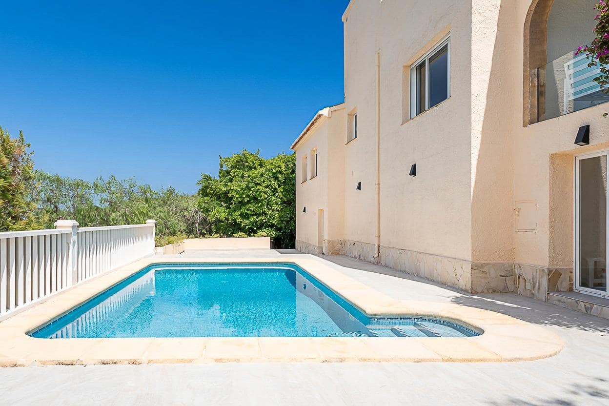 4 camera da letto Villa in vendita in Javea / Xabia con piscina - 995.000 € (Rif: 9861842)