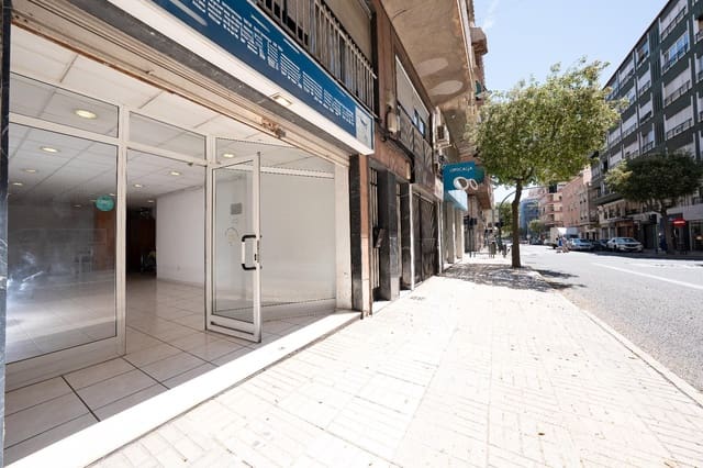 Commercieel te koop in Centro, Elche / Elx - € 79.900 (Ref: 9866951)