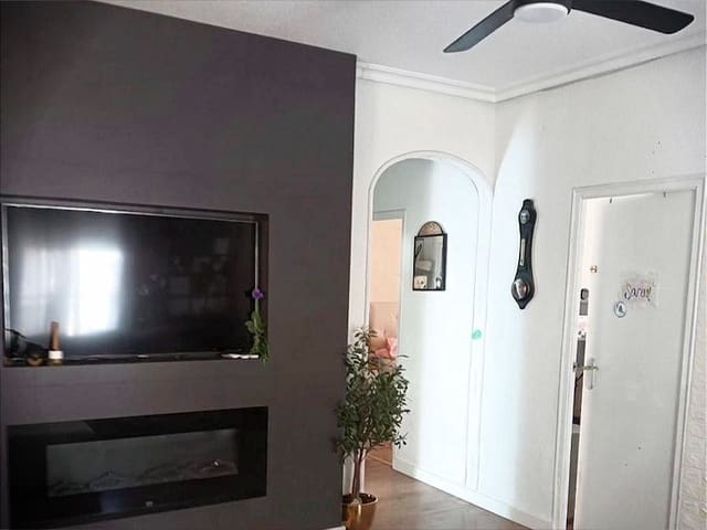 3 bedroom Flat for sale in Monóvar / Monóver - € 114,000 (Ref: 9866954)