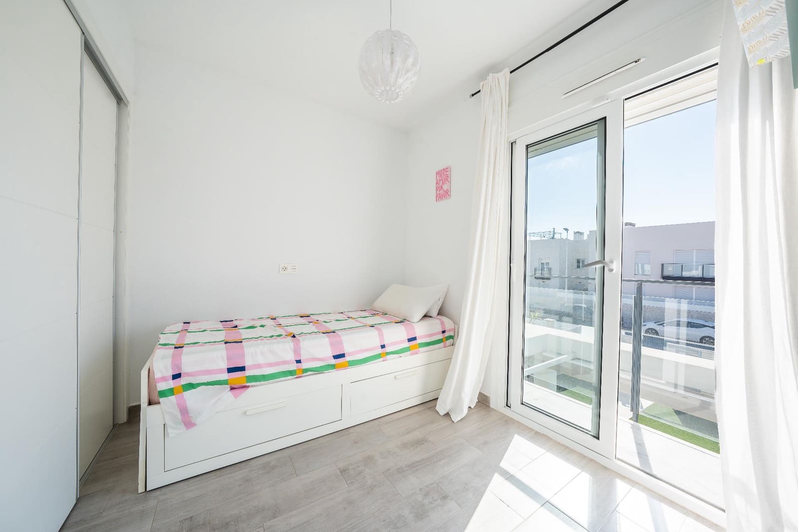 3 soverom Rekkehus til salgs i Gran Alacant med svømmebasseng - € 440 000 (Ref: 9873445)