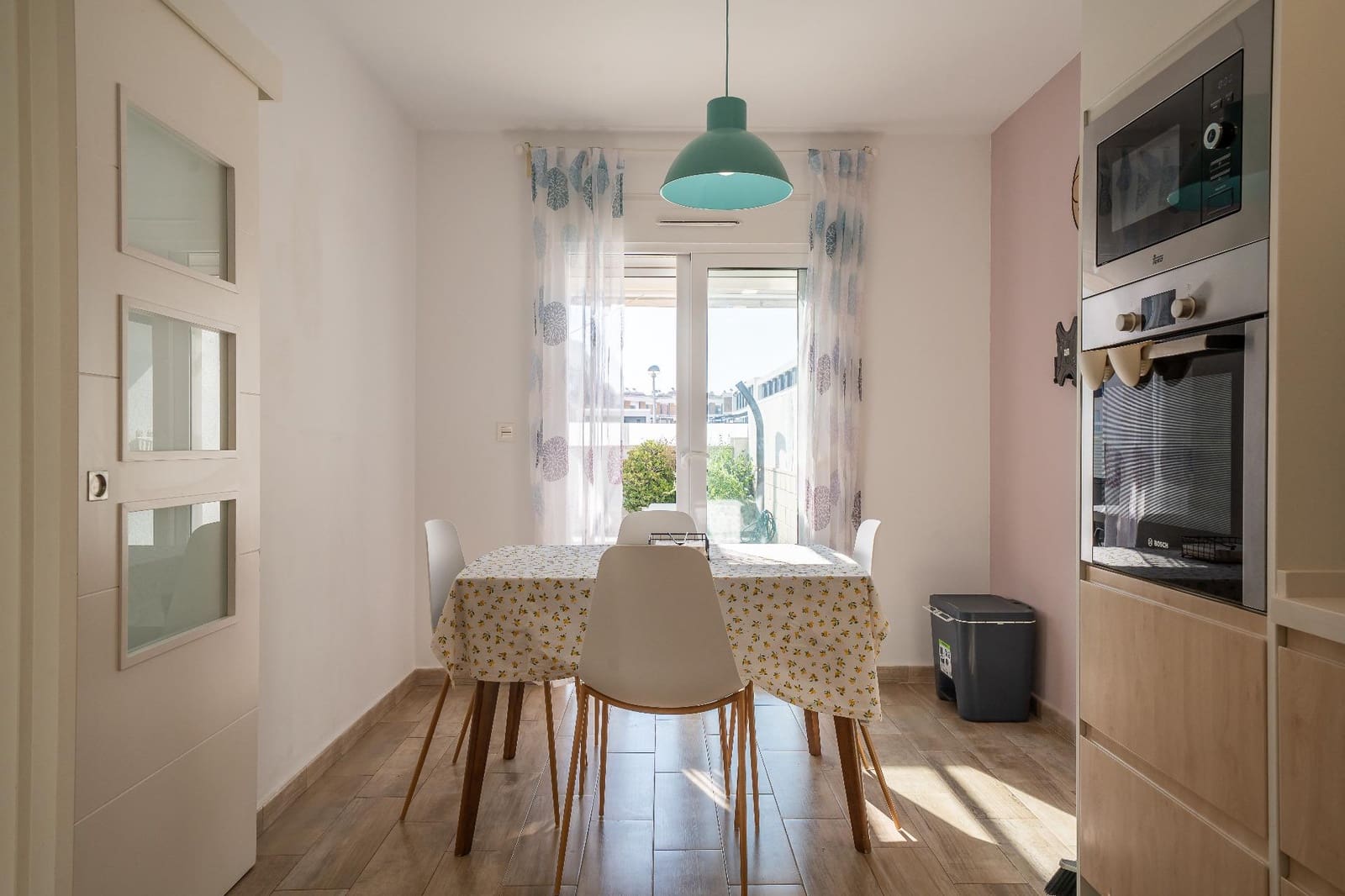 3 soverom Rekkehus til salgs i Gran Alacant med svømmebasseng - € 440 000 (Ref: 9873445)