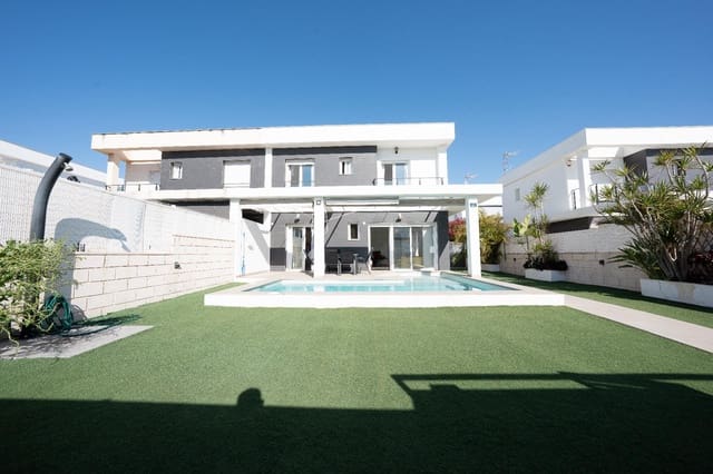 3 soverom Rekkehus til salgs i Gran Alacant, Santa Pola med svømmebasseng - € 440 000 (Ref: 9873445)