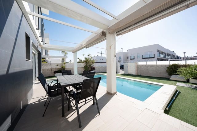 3 bedroom Terraced Villa for sale in Gran Alacant, Santa Pola with pool - € 440,000 (Ref: 9873445)