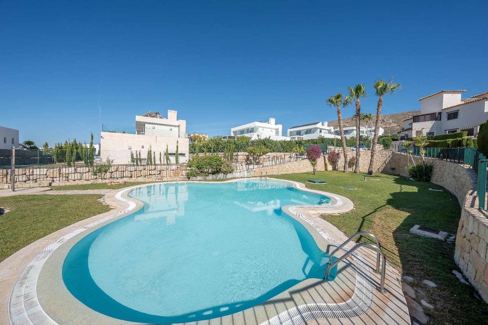 2 bedroom Terraced Villa for sale in Finestrat - € 330,000 (Ref: 9873453)