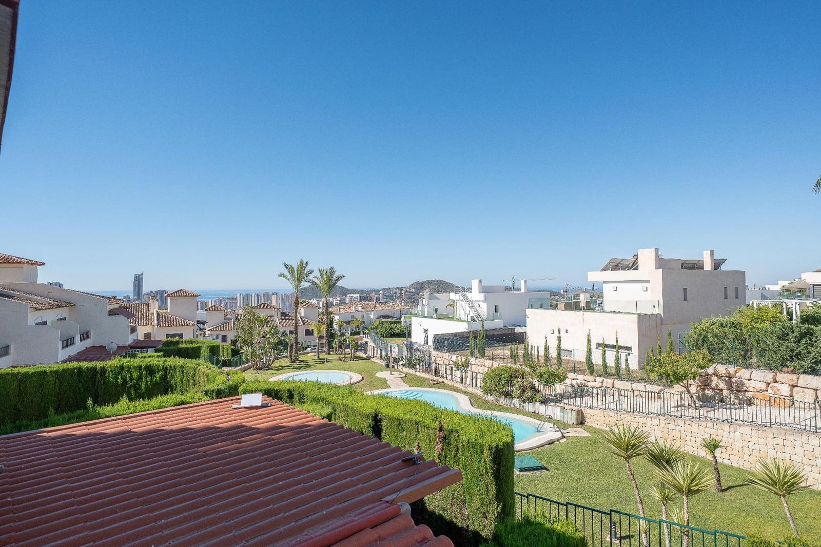 2 bedroom Terraced Villa for sale in Finestrat - € 330,000 (Ref: 9873453)