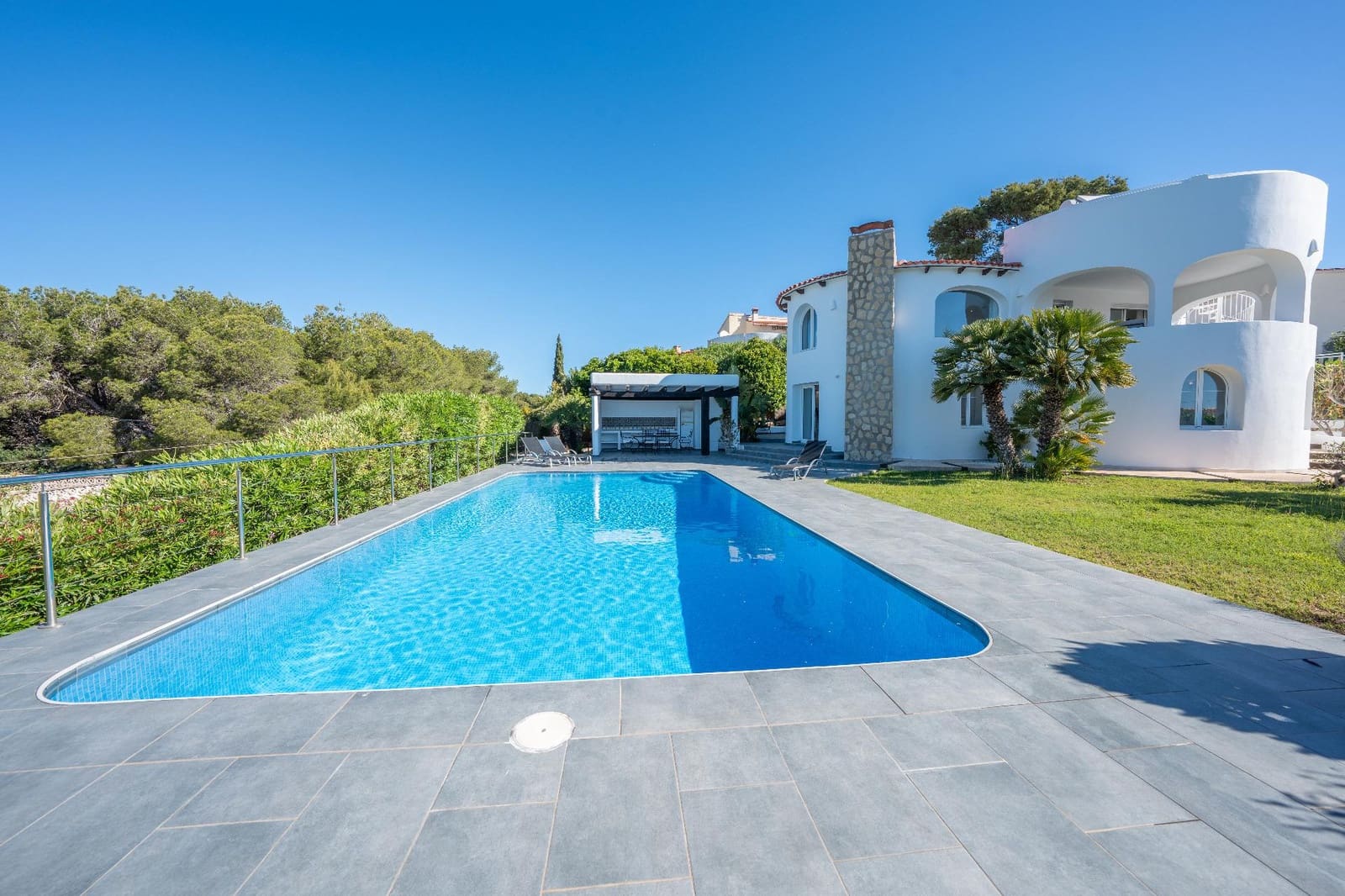 Chalet de 4 habitaciones en Javea / Xàbia en venta con piscina garaje - 1.050.000 € (Ref: 9873455)