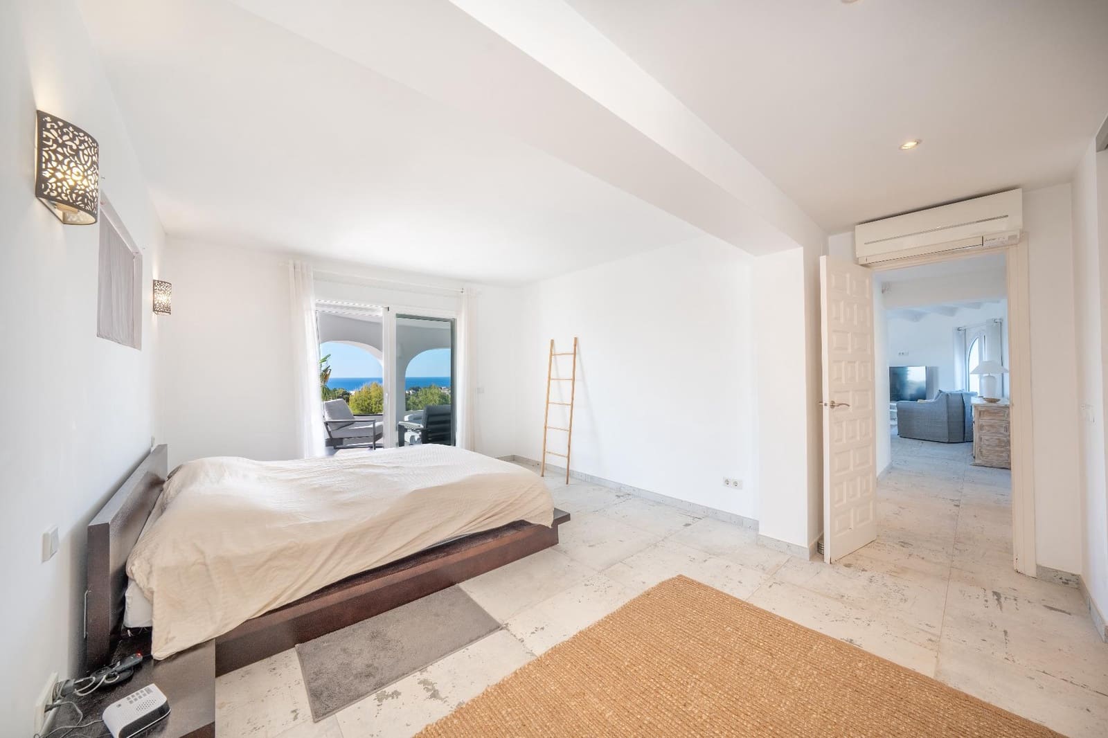 Chalet de 4 habitaciones en Javea / Xàbia en venta con piscina garaje - 1.050.000 € (Ref: 9873455)