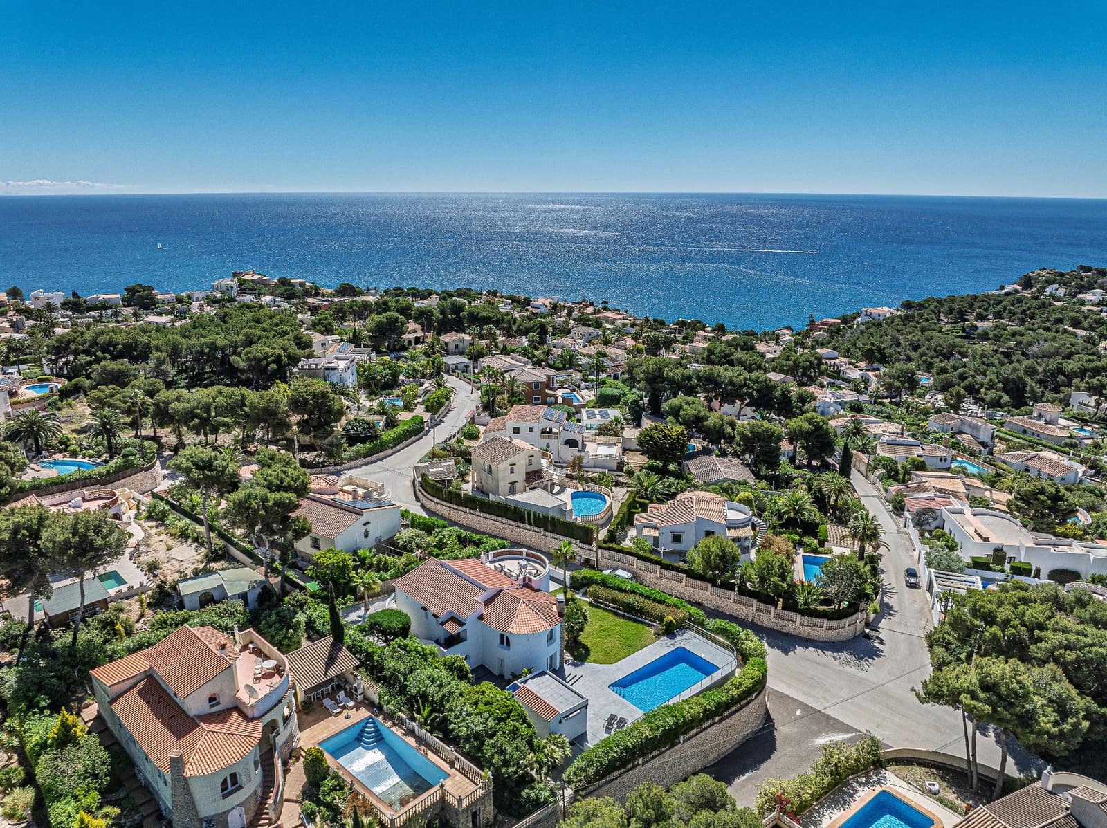 Chalet de 4 habitaciones en Javea / Xàbia en venta con piscina garaje - 1.050.000 € (Ref: 9873455)
