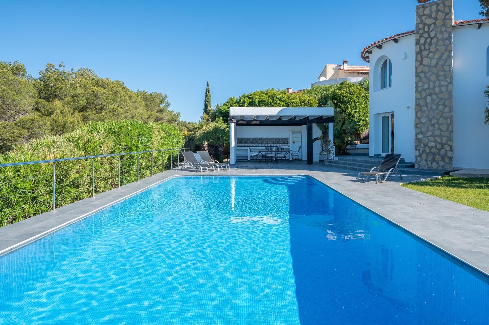 4 bedroom Villa for sale in Javea / Xabia with pool garage - € 1,050,000 (Ref: 9873455)